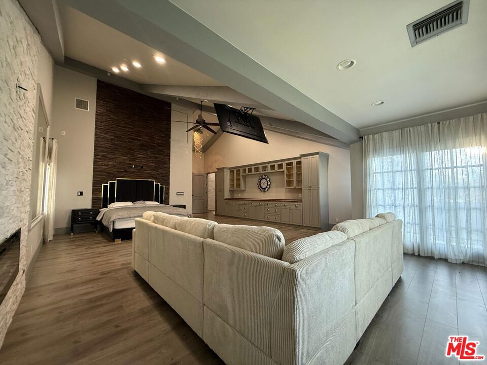 MLS #26956855 image #30