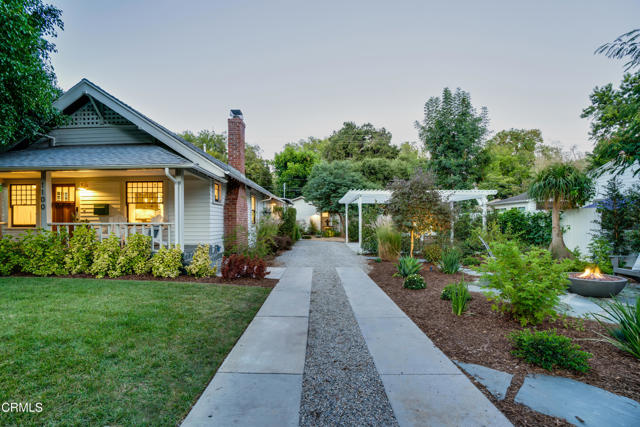 1100 Meridian Avenue, South Pasadena CA: https://media.crmls.org/mediaz/ff2263e9-bca7-4164-b250-60b42c9dfda2.jpg