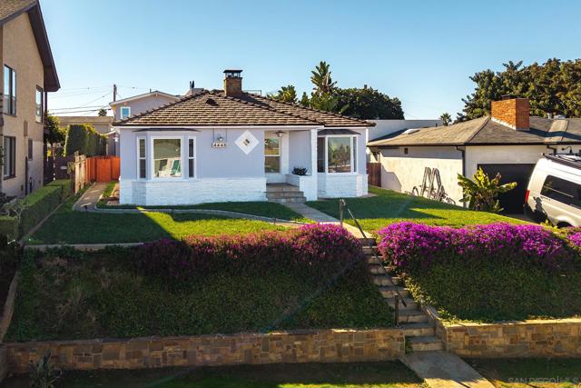 4445 Coronado Ave, San Diego CA: https://media.crmls.org/mediaz/ff22d4b8-9485-40fa-b902-3d3d2efa7153.jpg