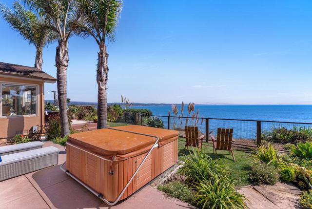 4790 Opal Cliff Drive, Santa Cruz CA: https://media.crmls.org/mediaz/ff24562d-d6a5-4d1d-85bb-4d47d01219df.jpg