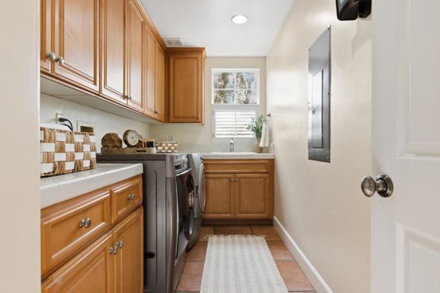 214 Mirasol Way, Monterey CA: https://media.crmls.org/mediaz/ff24dc59-f300-488e-bab0-29424fb554f3.jpg