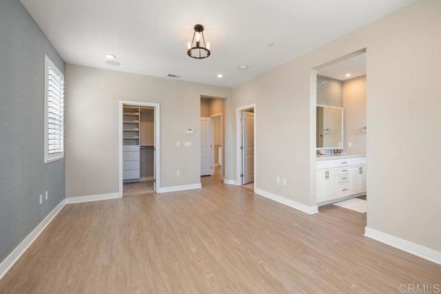 Detail Gallery Image 21 of 39 For 1105 Hibiscus Way, Oceanside,  CA 92054 - 3 Beds | 2/1 Baths
