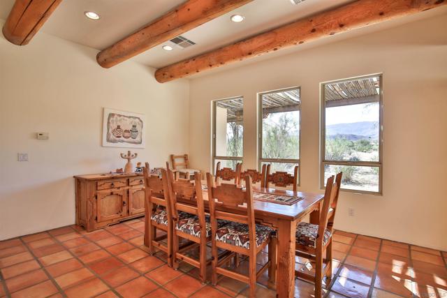 187 Verbena Dr, Borrego Springs CA: https://media.crmls.org/mediaz/ff299381-9359-4b43-9bbd-1e8295e58c03.jpg