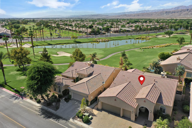 81554 Avenida Sombra, Indio CA: https://media.crmls.org/mediaz/ff2a053f-5f3d-442e-a22a-0099dacae9b3.jpg