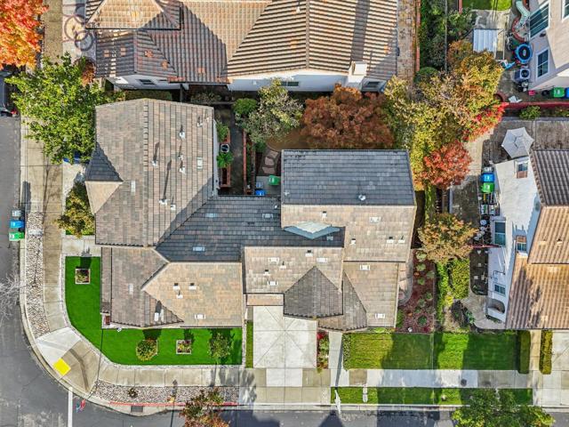 34103 Zaner Way, Union City CA: https://media.crmls.org/mediaz/ff2ac3ca-78d3-42b3-9e49-bc4d9214af22.jpg