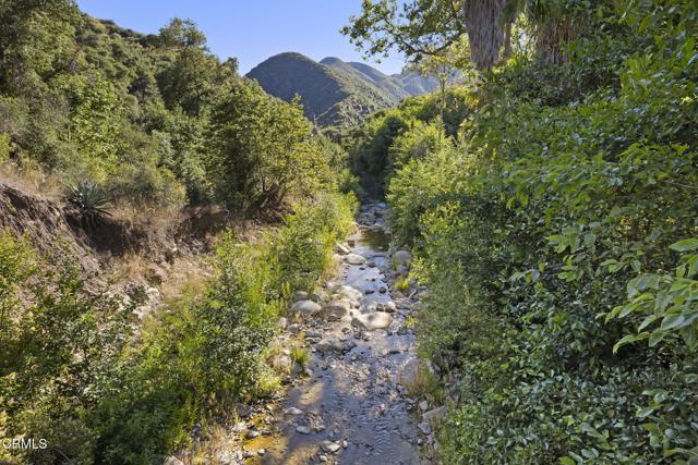 16825 Maricopa Highway, Ojai CA: https://media.crmls.org/mediaz/ff2afc1c-ed27-41ec-9d35-87e0a858ea59.jpg