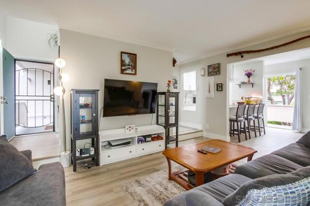 3262 Ashford St, San Diego CA: https://media.crmls.org/mediaz/ff2b5e1f-d4bf-412d-8b0e-4ffbe20685b7.jpg