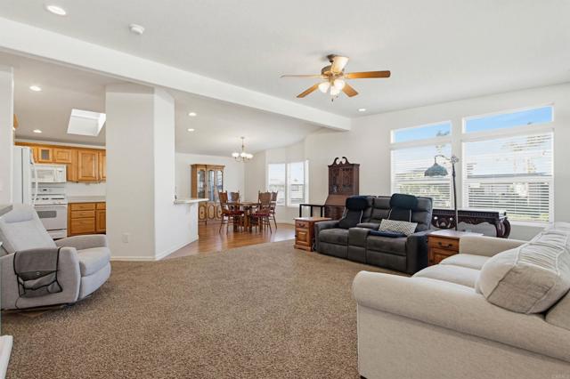Detail Gallery Image 26 of 67 For 200 N El Camino Real #43,  Oceanside,  CA 92058 - 3 Beds | 2 Baths