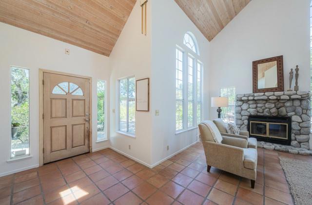 158 Echo Valley Road, Prunedale CA: https://media.crmls.org/mediaz/ff2ea708-c7f4-432c-be12-636ec6234cf0.jpg
