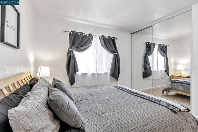 1771 Schooner Way, Pittsburg CA: https://media.crmls.org/mediaz/ff2eedad-7b39-46c2-80d0-34822f4c8f50.jpg