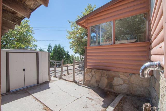 Detail Gallery Image 38 of 63 For 1211 Bridal Path, Rimforest,  CA 92378 - 2 Beds | 1 Baths