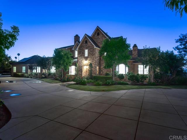 32110 Dos Ninas, Bonsall CA: https://media.crmls.org/mediaz/ff2fc0d3-0be1-447b-8e31-4e47f48ccf4a.jpg