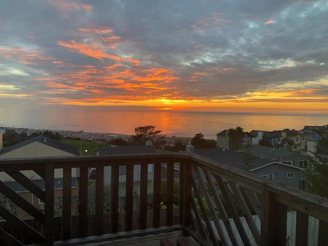 226 Crestmoor Circle, Pacifica CA: https://media.crmls.org/mediaz/ff303cbd-28e3-46f9-94dc-5530bc0a48fe.jpg