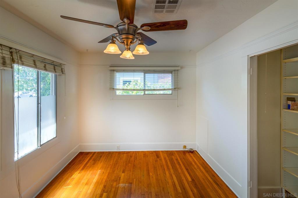 4561 Louisiana - photo 12