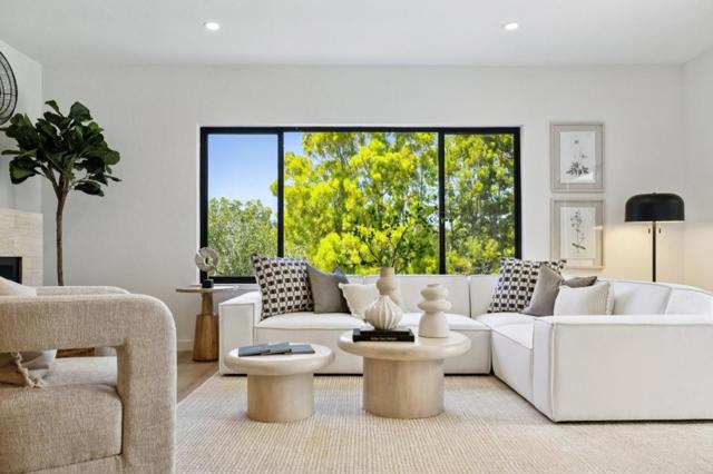 440 Cesano Court, Palo Alto CA: https://media.crmls.org/mediaz/ff321370-0a96-4470-9895-7914f397b955.jpg