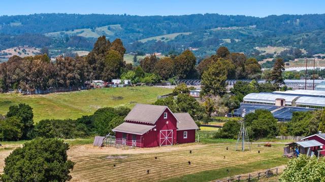 180 Dicicco Terrace, Watsonville CA: https://media.crmls.org/mediaz/ff32aa69-1a9c-4208-a4bc-9a41aaf591f4.jpg