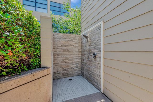 400 N 1st Street, San Jose CA: https://media.crmls.org/mediaz/ff330bb7-0fb7-47c3-8801-f4970118c4bb.jpg