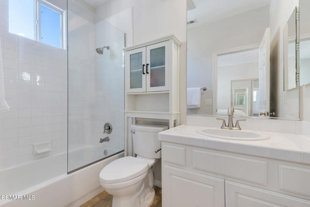 Image 50 of 79 For 4347 Via Entrada