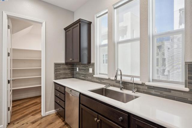 5813 Huntley Ave, Dublin CA: https://media.crmls.org/mediaz/ff341d9e-52b3-4a41-a0d0-6eb7b5cb4f0e.jpg