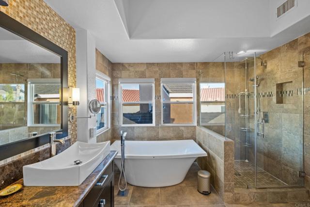 2471 Bear Rock, Escondido CA: https://media.crmls.org/mediaz/ff345e1c-7724-4adc-a8f8-26512b52a54f.jpg