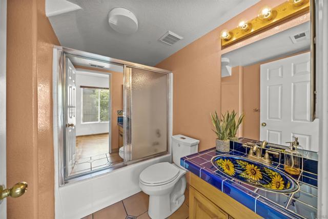 1255 St Helena, Chula Vista CA: https://media.crmls.org/mediaz/ff347c04-12cb-4625-b826-5704b4715396.jpg