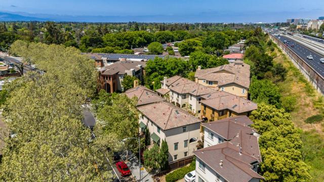 427 Willow Glen Way, San Jose CA: https://media.crmls.org/mediaz/ff37f7e7-6d85-496f-8f50-667fca28f45c.jpg