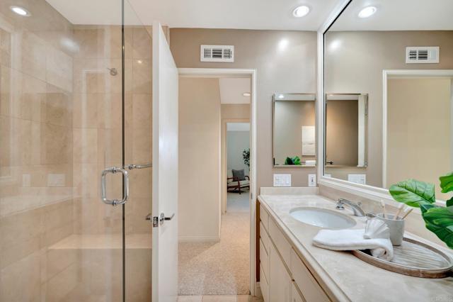 55 Jasmine Creek Drive, Corona del Mar CA: https://media.crmls.org/mediaz/ff38aa51-ad0a-4db6-97f7-30c5512268c6.jpg