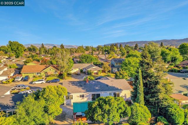 166 Madelia Place, San Ramon CA: https://media.crmls.org/mediaz/ff38e354-55fb-459b-ad49-822e8a76fe17.jpg