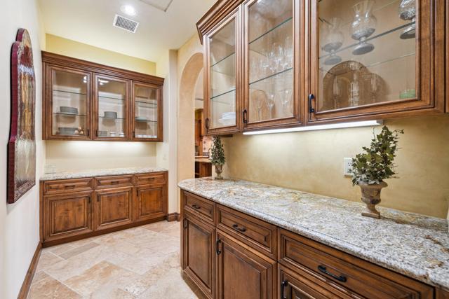 Image 45 of 99 For 4 Terra Vista Court