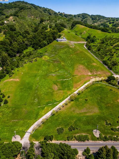 0 Bollinger Estates Ct, San Ramon CA: https://media.crmls.org/mediaz/ff39af95-018d-4913-b6a2-35056af575eb.jpg