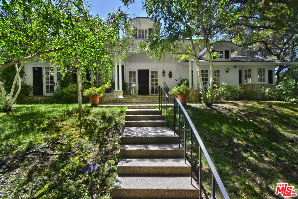 3935 Valley Meadow Road