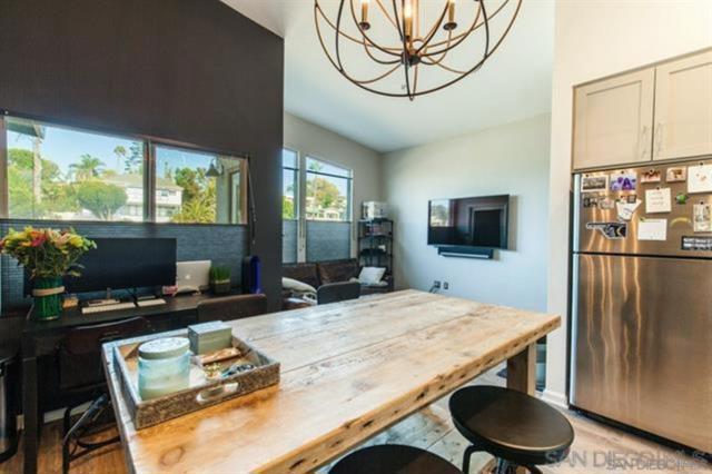 687 S Coast Highway, Encinitas CA: https://media.crmls.org/mediaz/ff3b6726-0ba1-4056-9cc4-d91229a253c7.jpg