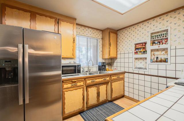 13318 Jackson Street, Salinas CA: https://media.crmls.org/mediaz/ff3c7e2c-f813-4f27-9baa-243b8901d1f4.jpg