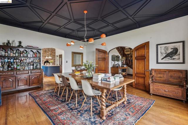 Image 16 of 30 For 5710 Margarido Dr