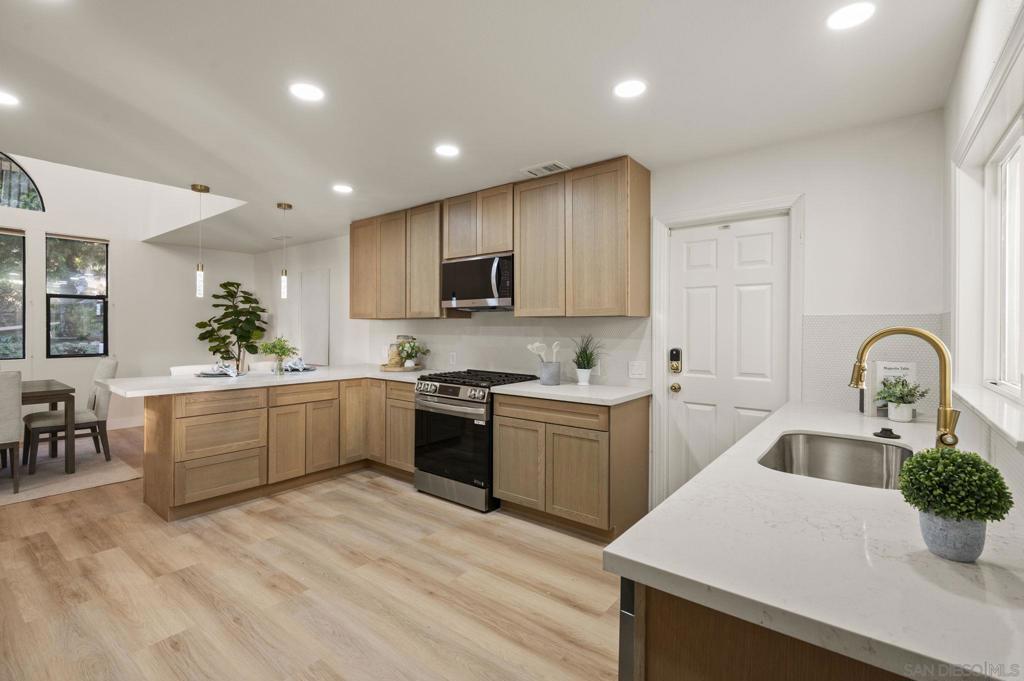 7001 Almaden Ln - photo 15
