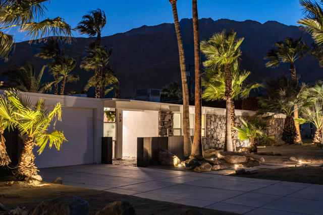 503 E Laurel Circle, Palm Springs, CA 92262