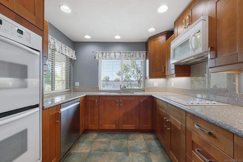 5605 Friars Rd. - photo 5