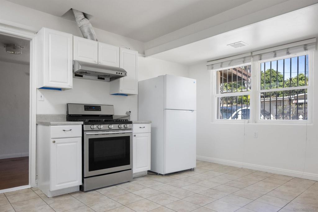 MLS #250036995SD image #5