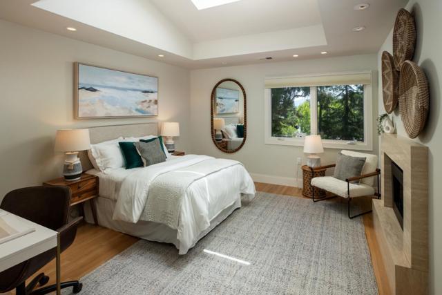 1330 Trinity Drive, Menlo Park CA: https://media.crmls.org/mediaz/ff40dd5b-4588-4e83-916e-ca9c02ca3b47.jpg