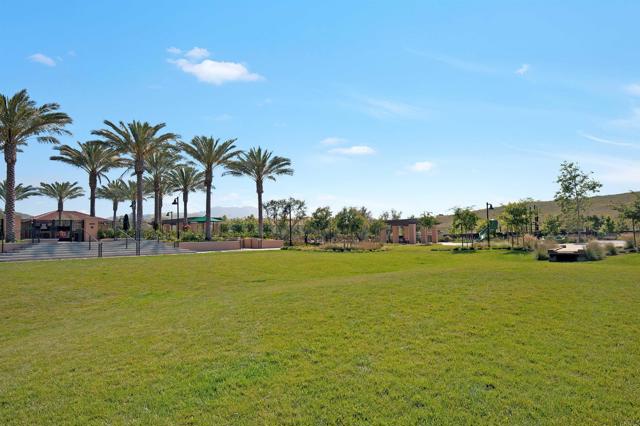 107 Starbright, Irvine CA: https://media.crmls.org/mediaz/ff4160c4-e5f4-467e-8f40-b8d1387b8158.jpg