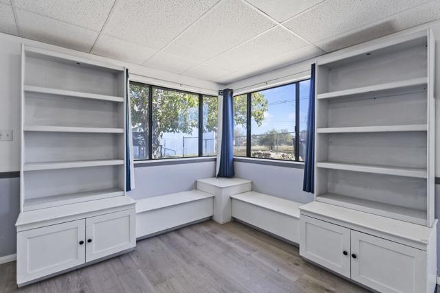 7517 Alaba Avenue, Yucca Valley CA: https://media.crmls.org/mediaz/ff4307c7-f962-4377-976a-01f6c4eac459.jpg