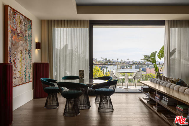 Image 3 of 34 For 8420 Sunset Boulevard 504