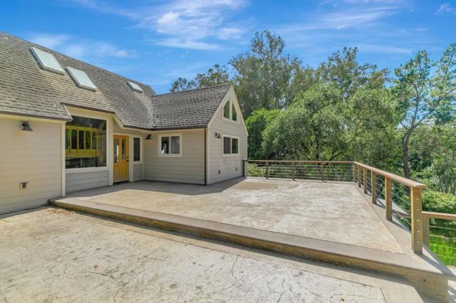 411 Hecker Pass Road, Watsonville CA: https://media.crmls.org/mediaz/ff438f94-7e3e-4b28-a8a5-147bdeb866bf.jpg