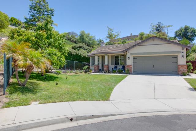 Detail Gallery Image 2 of 51 For 888 Arvita Ct, Oceanside,  CA 92057 - 3 Beds | 2 Baths