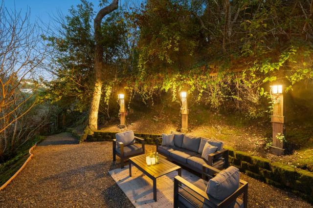 2937 San Juan Boulevard, Belmont CA: https://media.crmls.org/mediaz/ff45abf4-ab37-4f62-9698-ebe8a09ca720.jpg