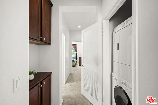 28504 Pietro Drive, Valencia CA: https://media.crmls.org/mediaz/ff45bac5-74e0-46f2-b5f6-d7e98835eed4.jpg