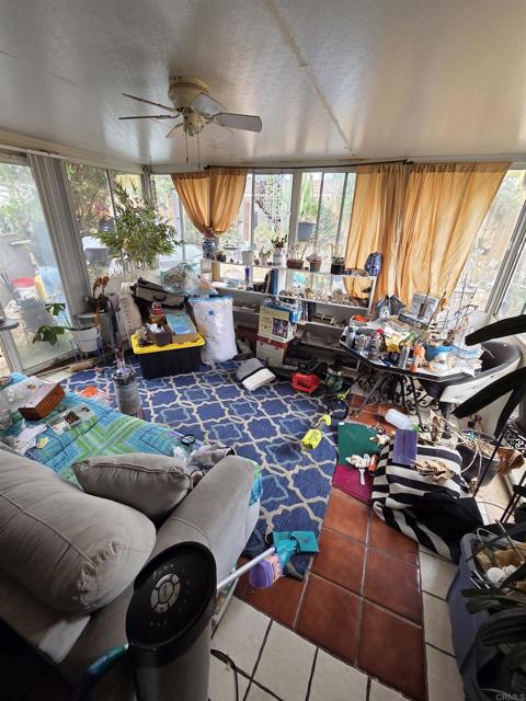 1361 California Street, Imperial Beach CA: https://media.crmls.org/mediaz/ff45c69b-c098-46d1-bc1e-f6509d0e3249.jpg
