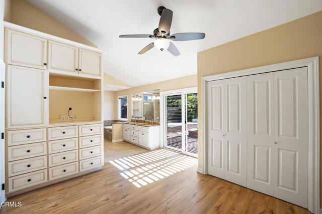 Detail Gallery Image 6 of 18 For 9116 Neath St, Ventura,  CA 93004 - 3 Beds | 2 Baths