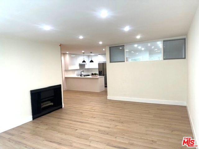 Drew Fenton | 11645 Montana Avenue Los Angeles CA | MLS: 7167122