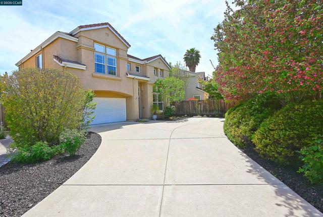663 Greylyn Dr, San Ramon CA: https://media.crmls.org/mediaz/ff45fce1-507e-4ab2-a4f7-735967a931f0.jpg